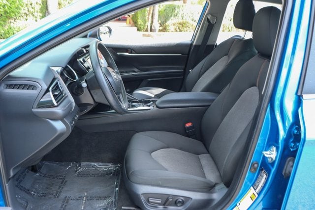 2019 Toyota Camry Hybrid LE