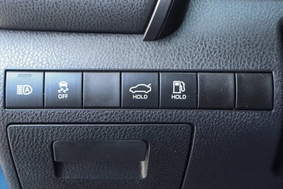 2019 Toyota Camry Hybrid LE