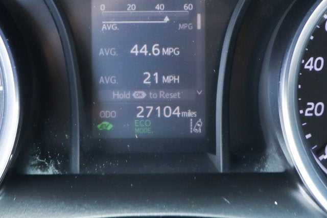 2019 Toyota Camry Hybrid LE
