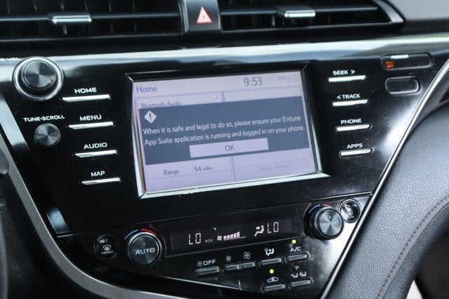 2019 Toyota Camry Hybrid LE