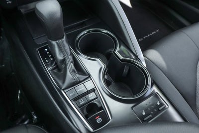 2019 Toyota Camry Hybrid LE