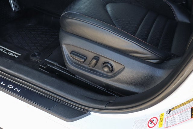 2019 Toyota Avalon XSE