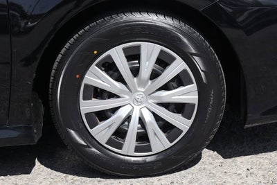 2023 Toyota Camry Hybrid LE
