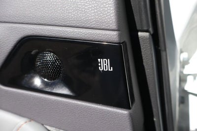 2020 Toyota Avalon Hybrid XSE