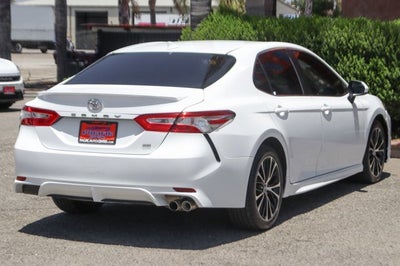 2020 Toyota Camry SE
