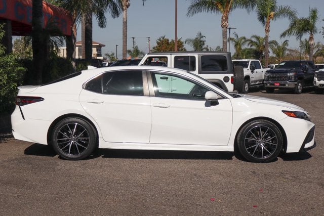 2021 Toyota Camry SE
