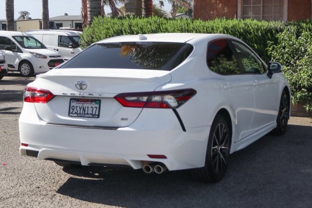 2021 Toyota Camry SE