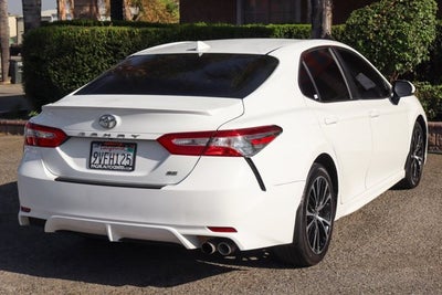2020 Toyota Camry SE