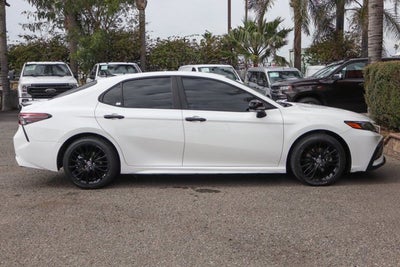 2022 Toyota Camry SE Nightshade