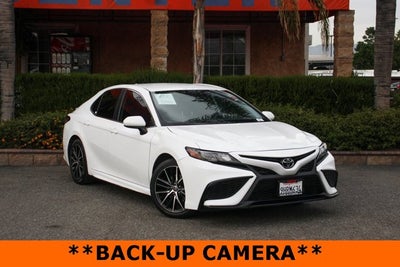 2021 Toyota Camry SE