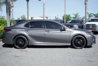 2021 Toyota Camry Hybrid XSE