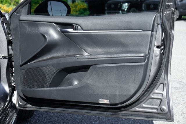 2021 Toyota Camry Hybrid XSE