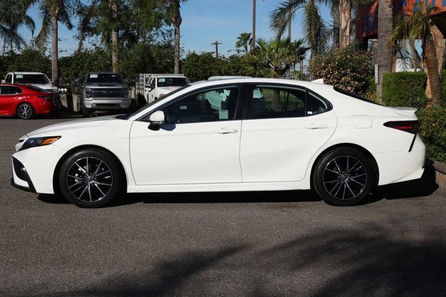 2021 Toyota Camry SE