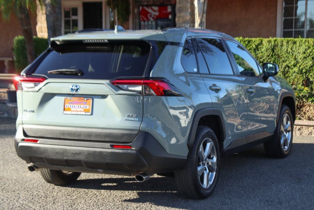 2021 Toyota RAV4 Hybrid XLE Premium