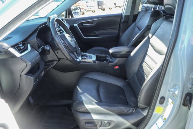 2021 Toyota RAV4 Hybrid XLE Premium