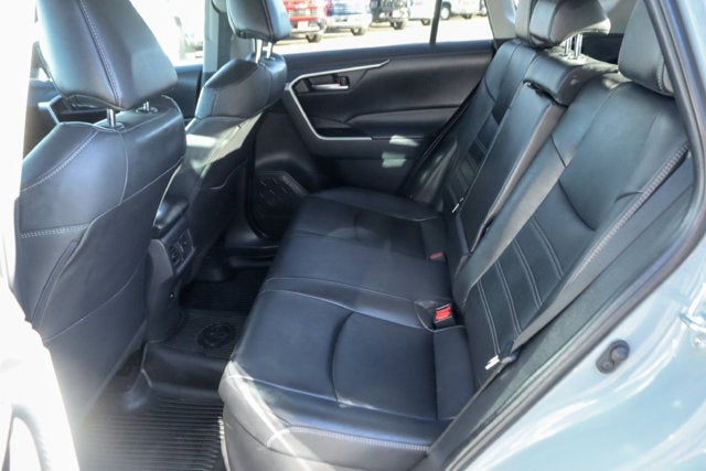 2021 Toyota RAV4 Hybrid XLE Premium