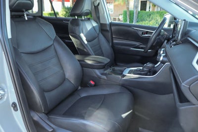 2021 Toyota RAV4 Hybrid XLE Premium