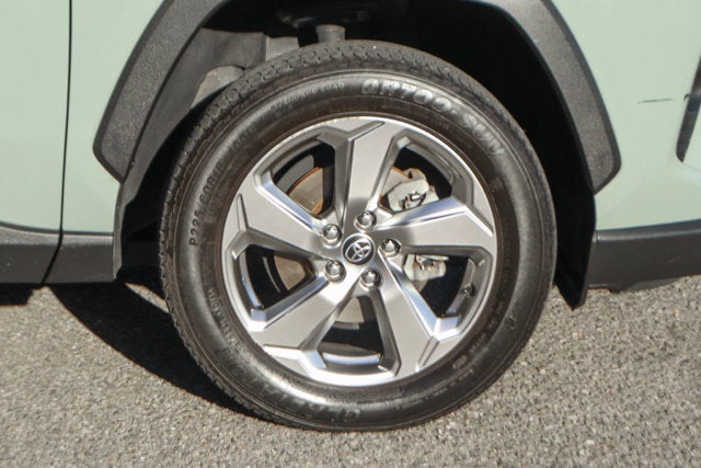 2021 Toyota RAV4 Hybrid XLE Premium