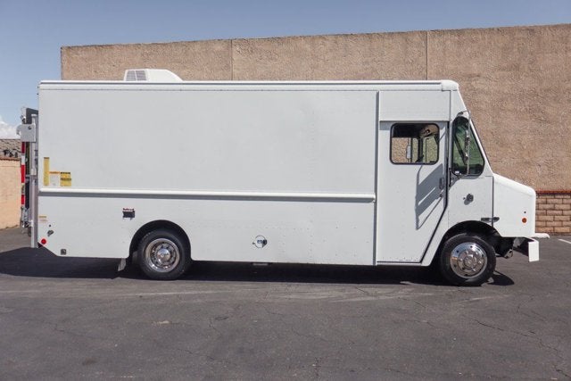 2015 Freightliner M-Line Walk-In Van