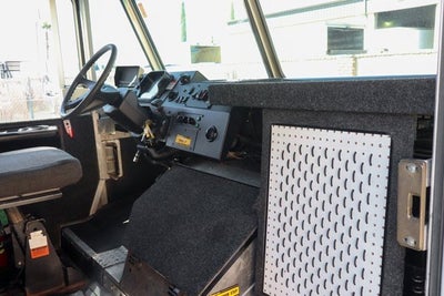 2015 Freightliner M-Line Walk-In Van