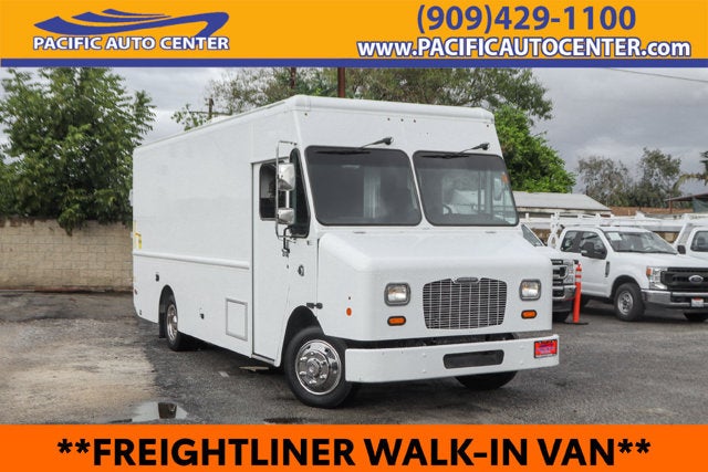 2015 Freightliner M Line Walk-In Van