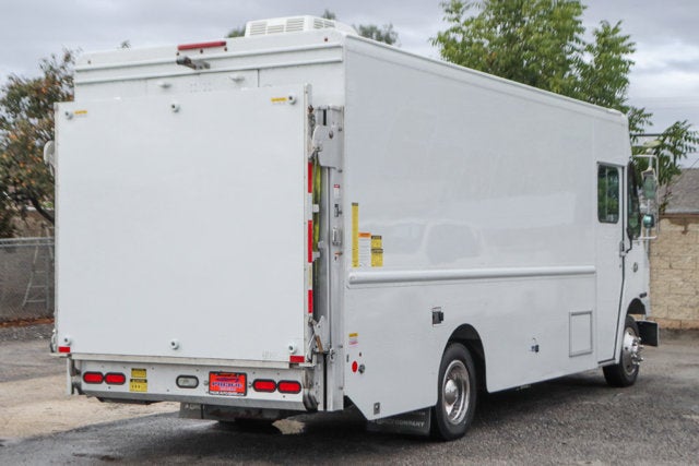 2015 Freightliner M Line Walk-In Van