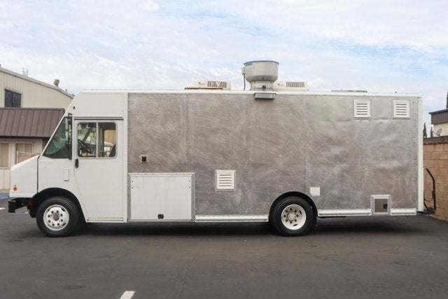 2016 Freightliner MT55 Base