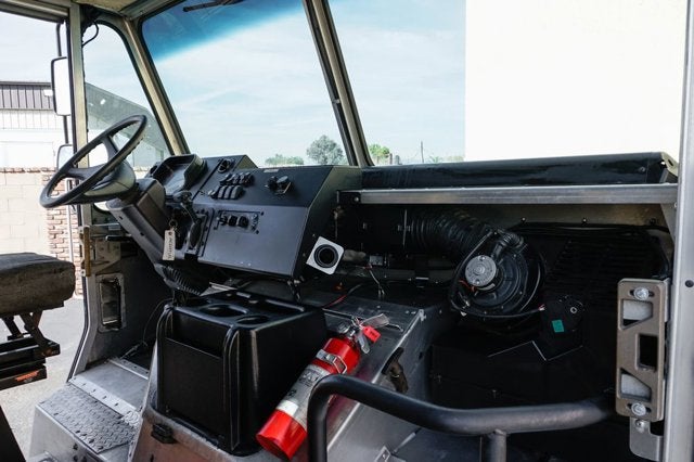 2020 Freightliner M-Line Walk-In