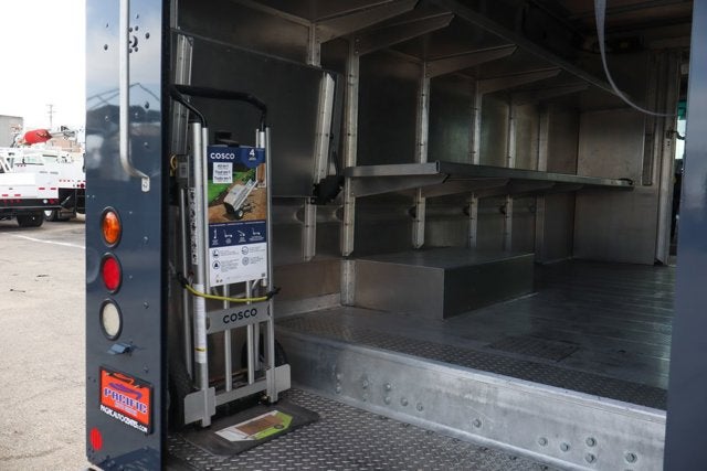 2020 Freightliner M-Line Walk-In Van Base