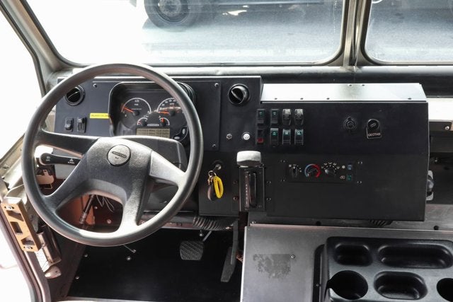 2020 Freightliner M-Line Walk-In Van Base