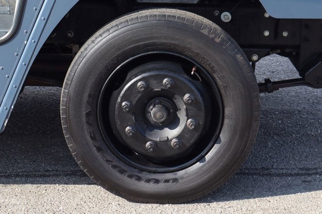 2020 Freightliner M-Line Walk-In Van Base