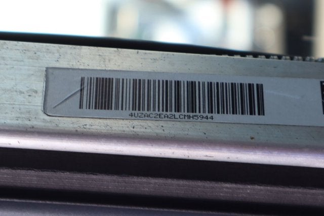 2020 Freightliner M-Line Walk-In Van Base