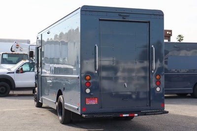 2020 Freightliner M-Line Walk-In Van Base
