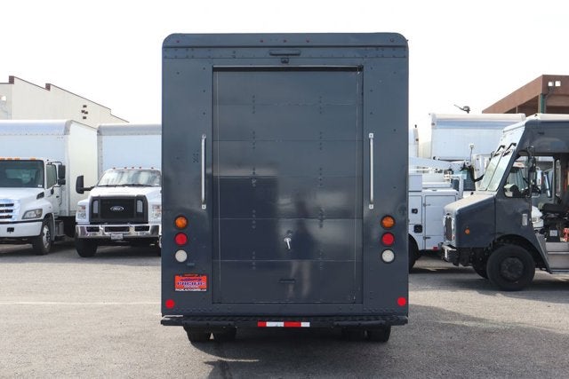 2020 Freightliner M-Line Walk-In Van Base