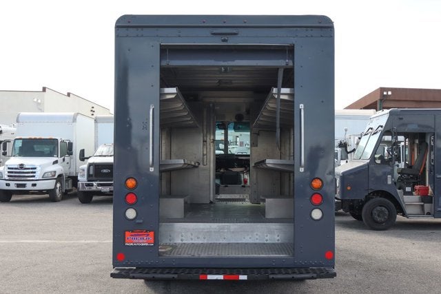2020 Freightliner M-Line Walk-In Van Base