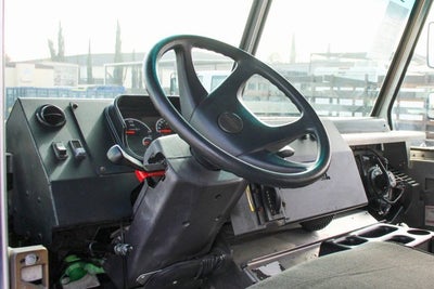 2020 Freightliner Walk in Van M Line