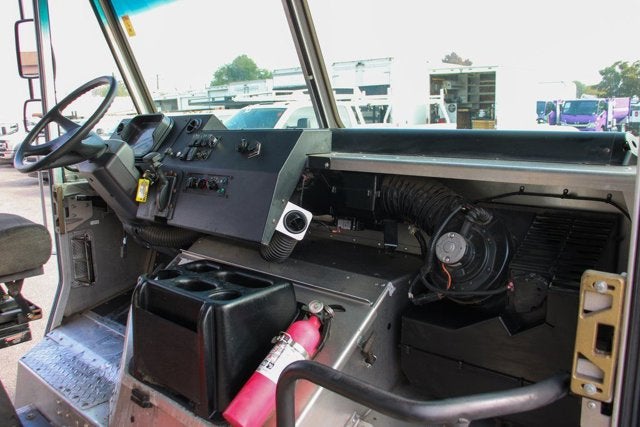 2020 Freightliner Walk in Van M Line