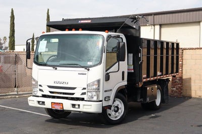 2022 Isuzu NPR HD