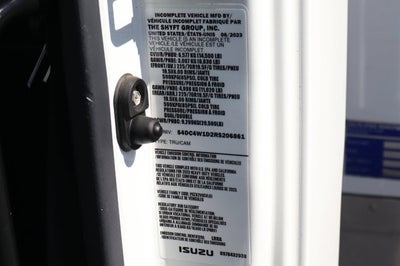 2024 Isuzu NPR HD