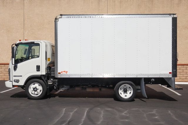 2024 Isuzu NPR HD