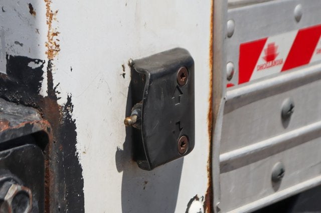 2023 Isuzu FTR Base