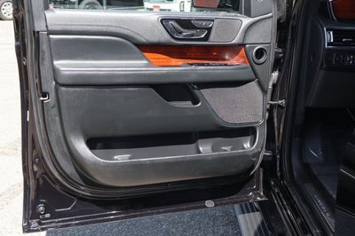 2022 Lincoln Navigator L Standard
