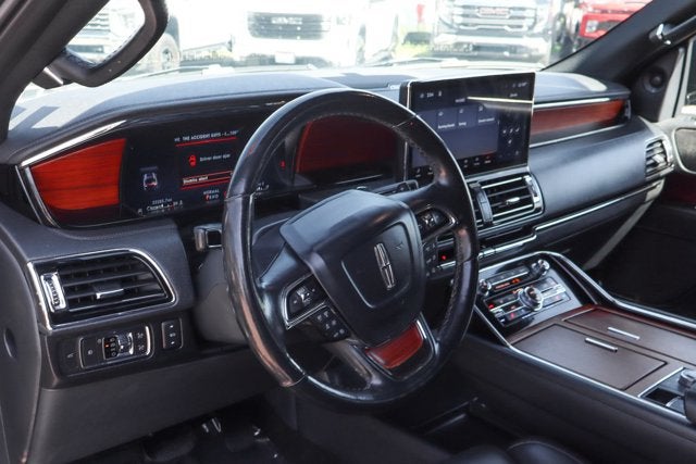2022 Lincoln Navigator L Standard