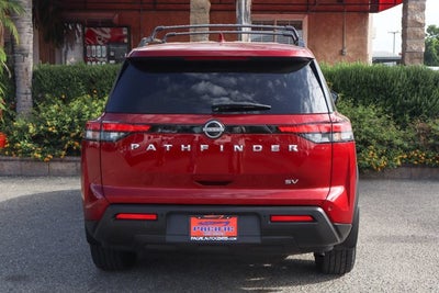 2022 Nissan Pathfinder SV