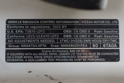 2022 Nissan Pathfinder SL