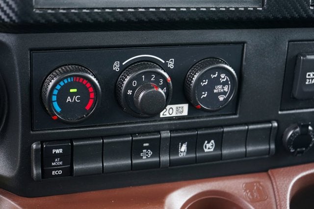 2025 Hino Hino L6 Base