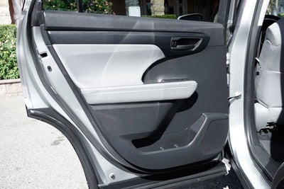 2021 Toyota Highlander Hybrid LE