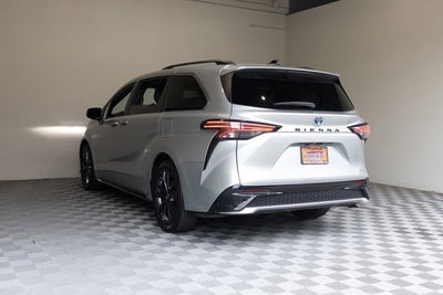 2022 Toyota Sienna XSE