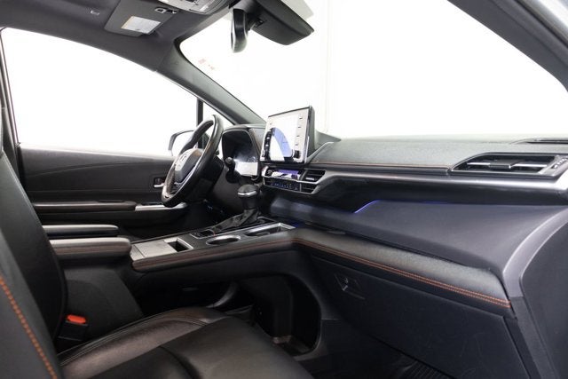 2022 Toyota Sienna XSE