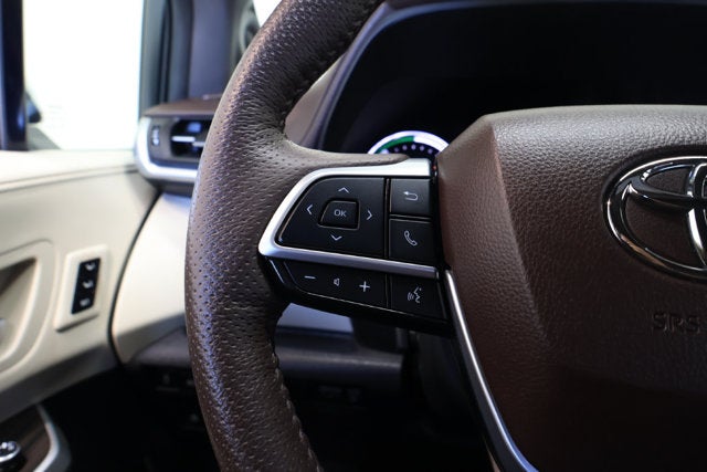 2024 Toyota Sienna Platinum